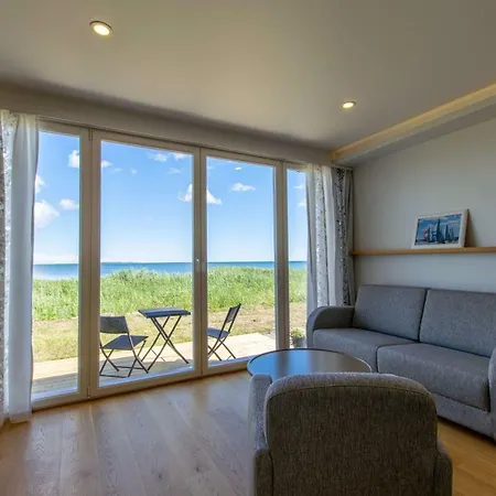 Modern Sea View By Kuus Solme