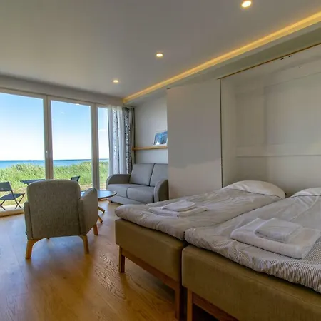Modern Sea View By Kuus Solme 公寓