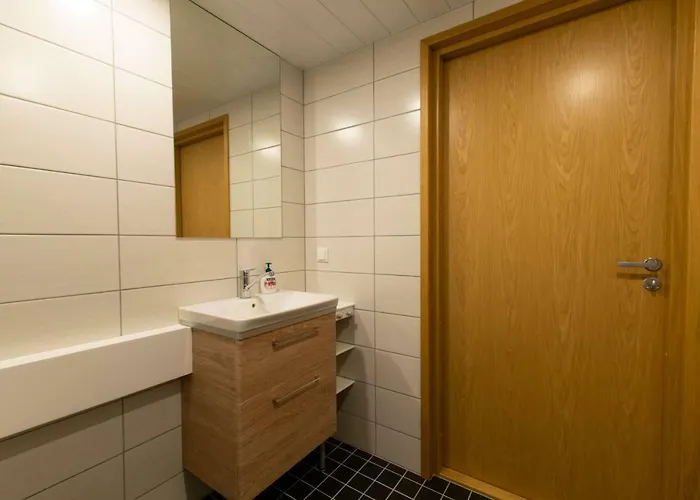 Modern Sea View By Kuus Solme Daire