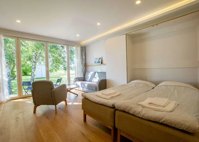 Modern Sea View By Kuus Solme Daire